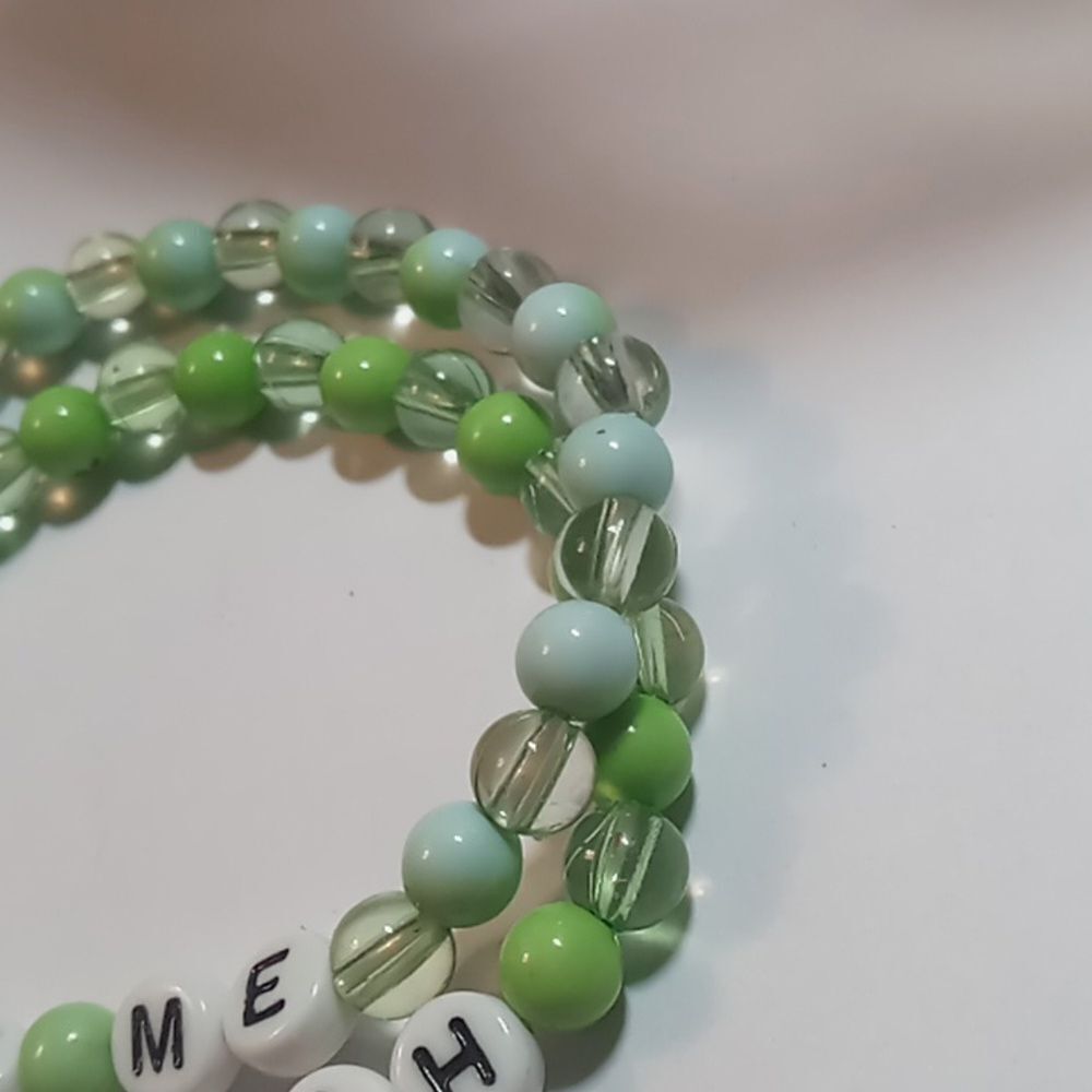 2 irish bracelets - Picture 2 of 2